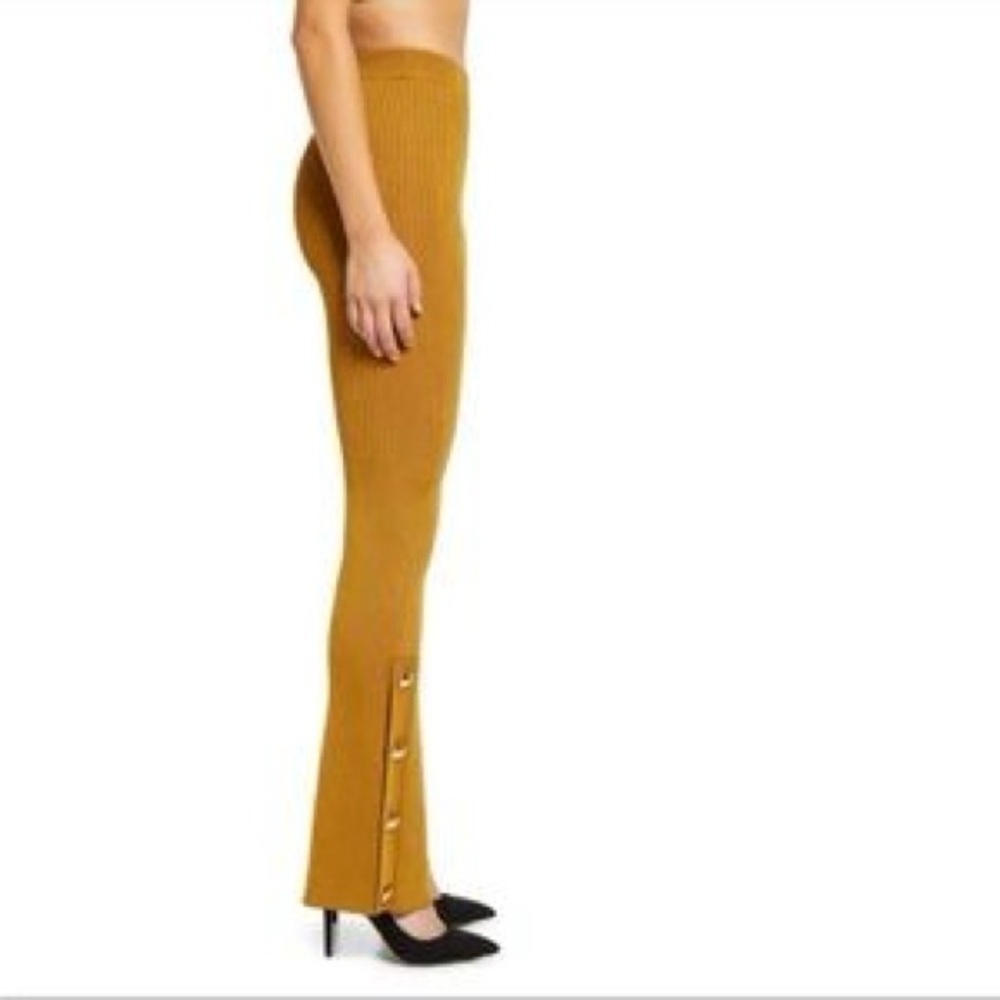 NWT Good American Plaited Rib Boss Flare Goldenrod pants - Picture 4 of 10
